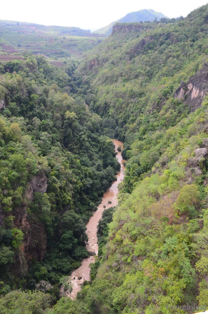 Gohteik-viaduct9