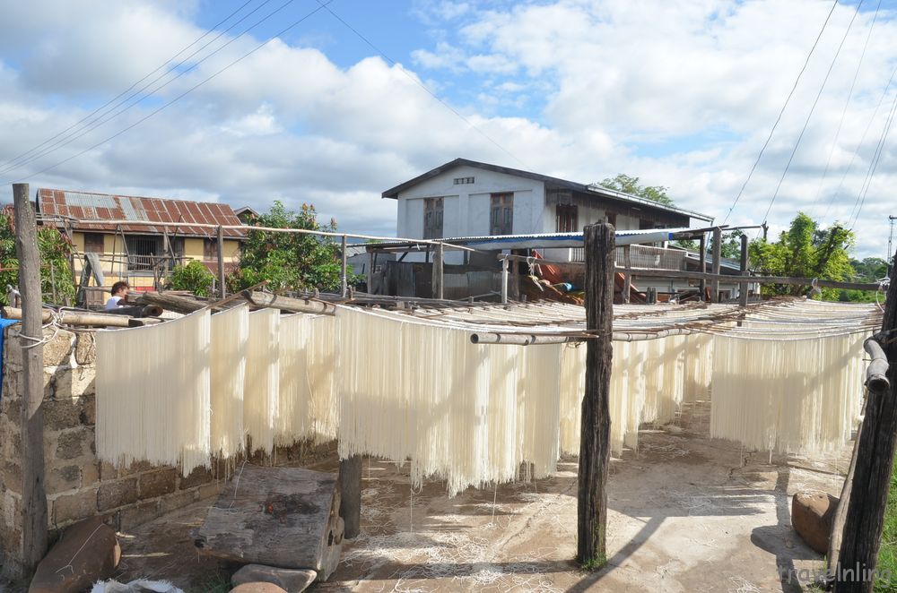 昔卜 Hsipaw Trekking noodle factory