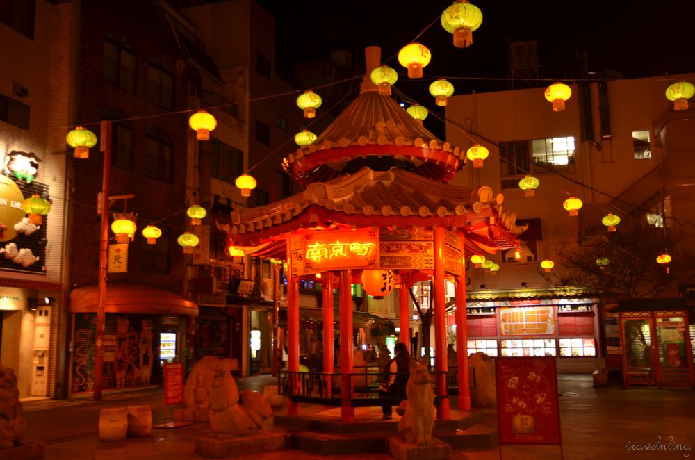 kobe china town at night