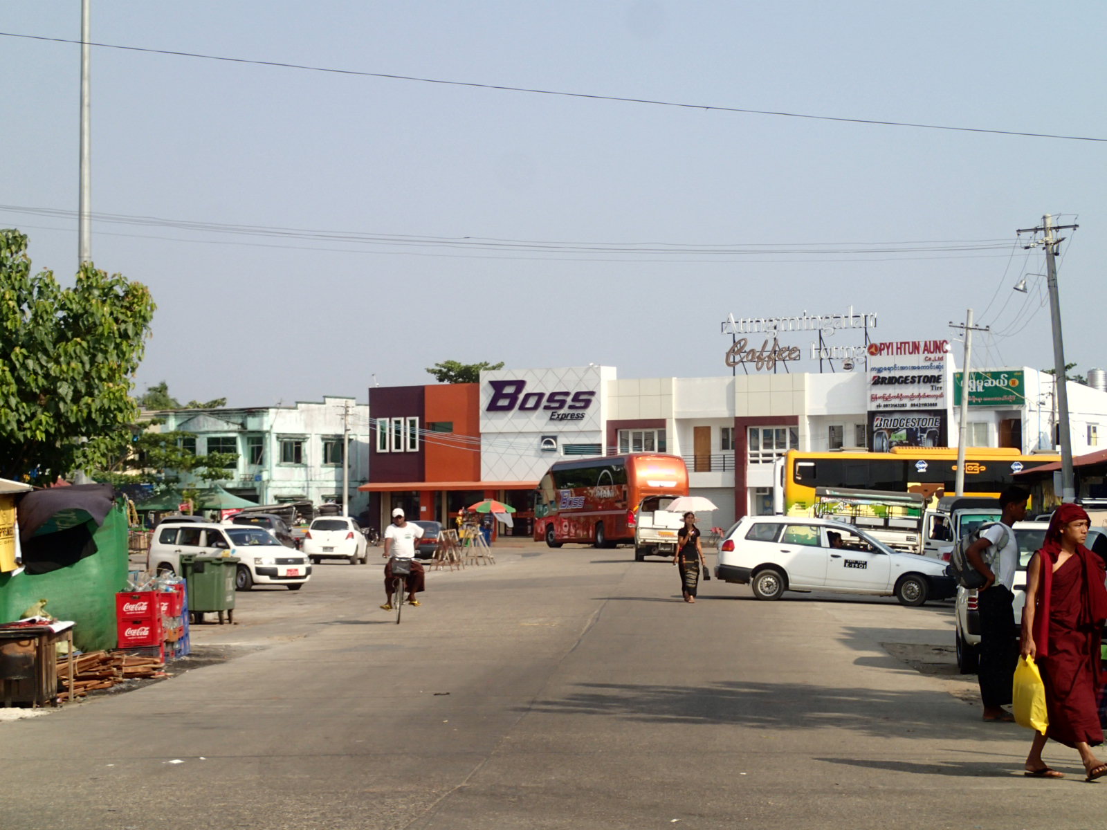 Aung Minglalar Highway Bus Station