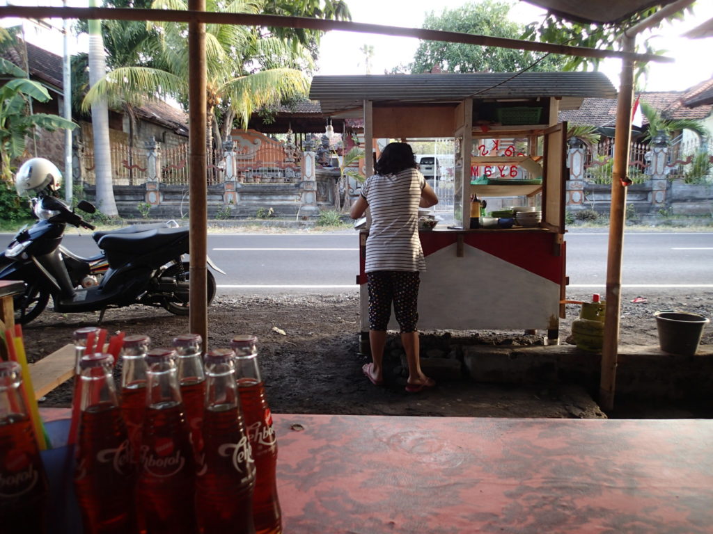 Bakso Tulamben Bali eat 1