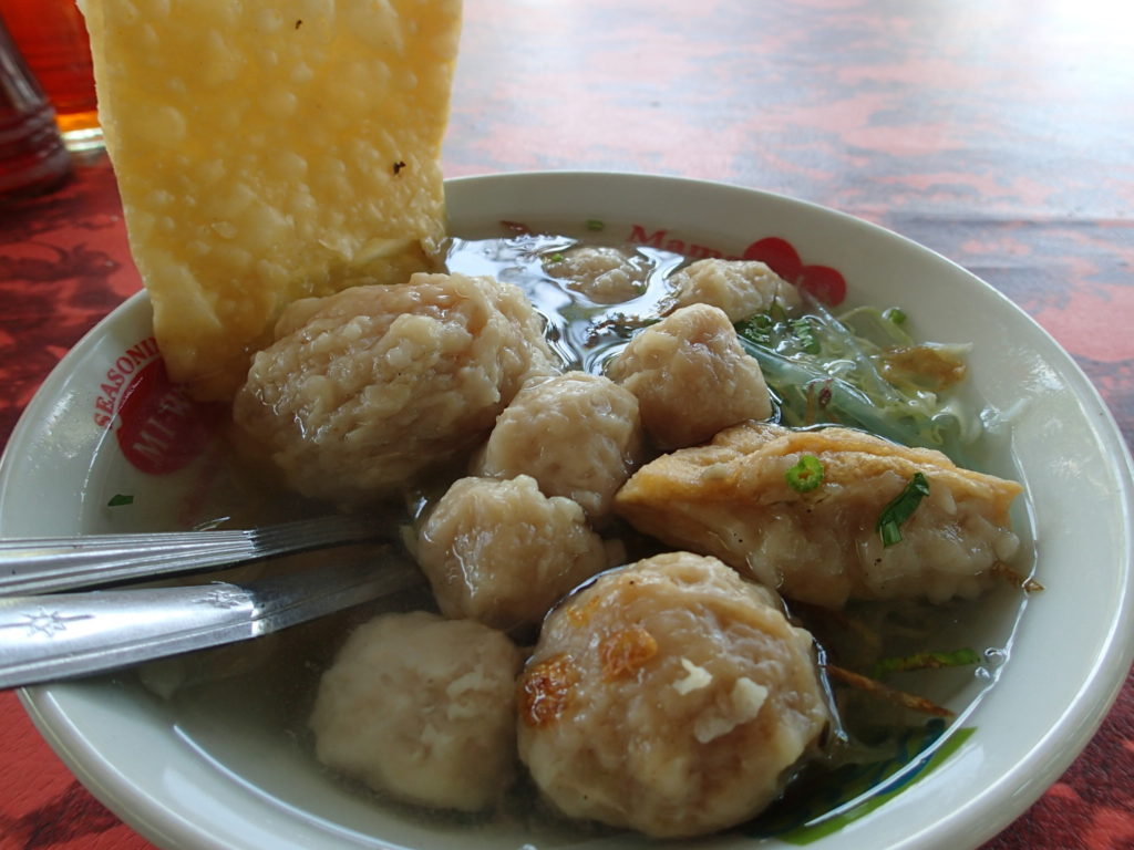 Bakso Tulamben Bali eat 6