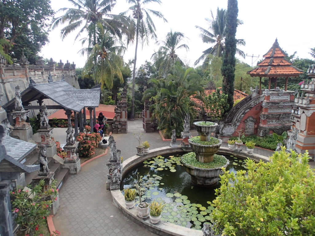 Banjar Buddhist Temple Lovina