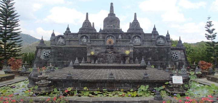 Banjar Buddhist Temple Lovina Bali