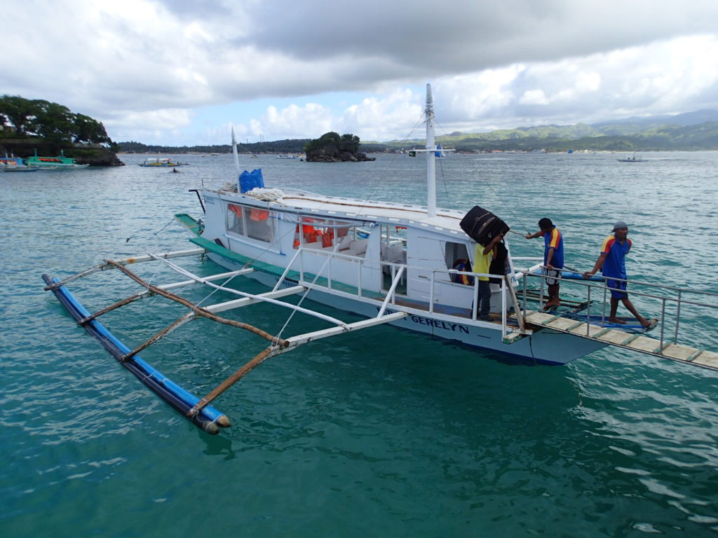 Boracay port boat arriving