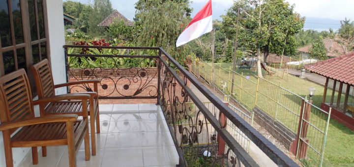 Hotel Sorgawi Bedugul room balcony