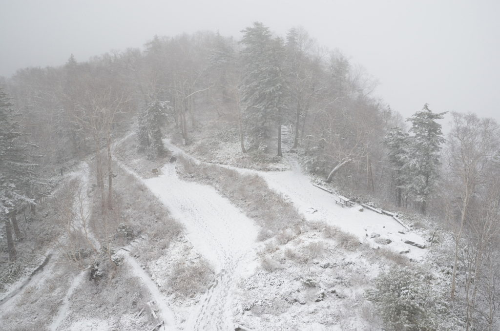 Kurodake ropeway Station Sounkyo snow view