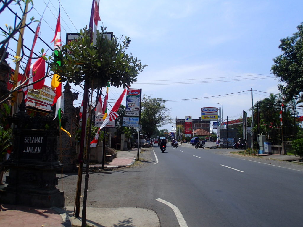 Lovina Bali road