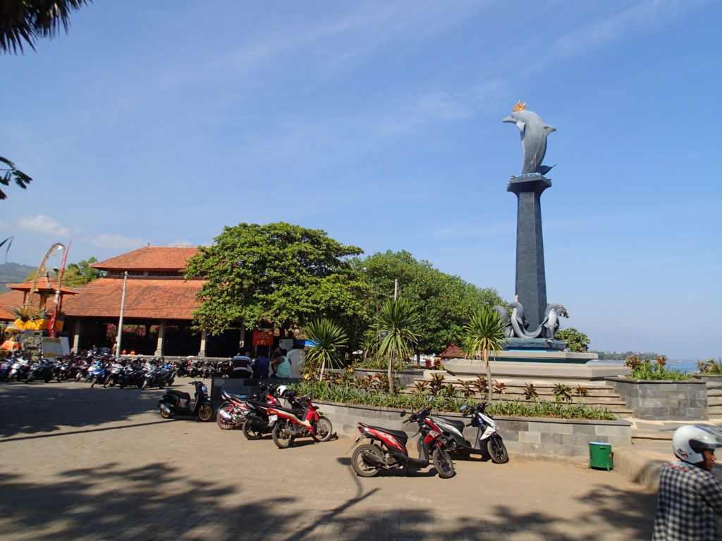 Lovina Dolphin Statue Bali