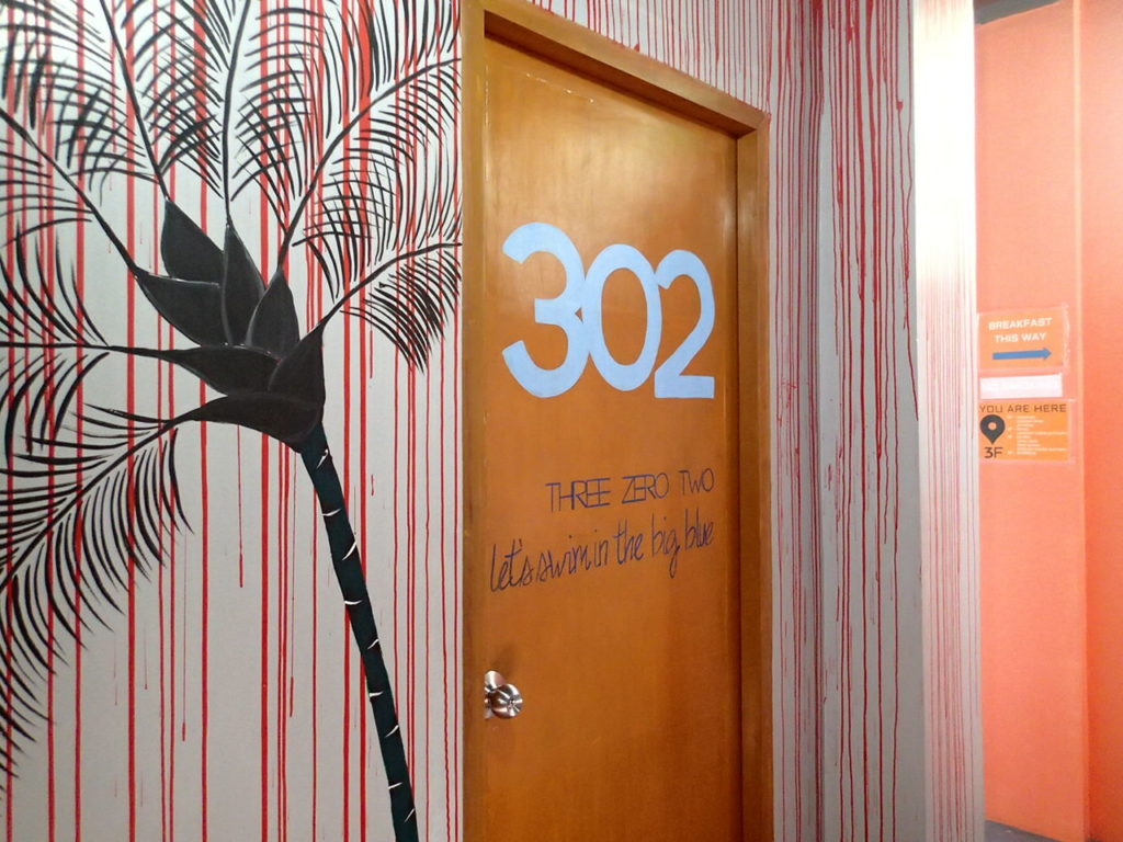 MNL Boracay Hostel dorm door