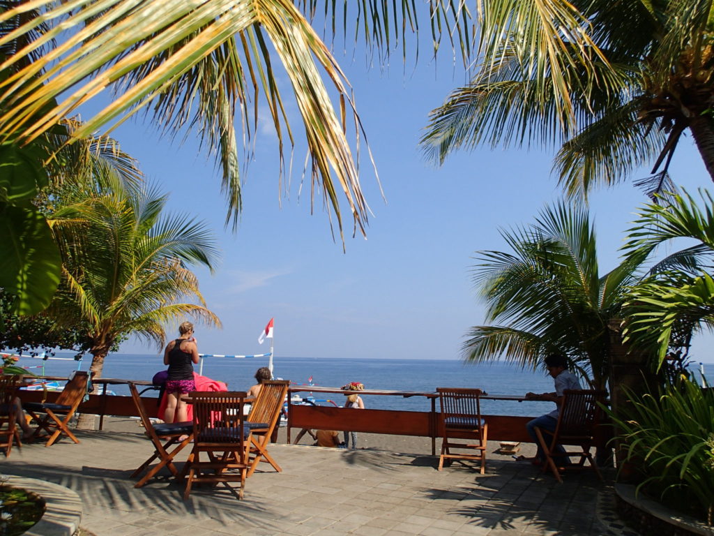 Mandhara Chico Bungalow Lovina Bali