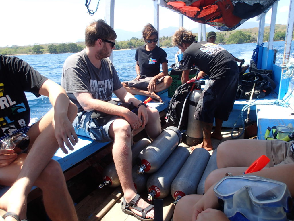 Menjangan Island Bali dive boat