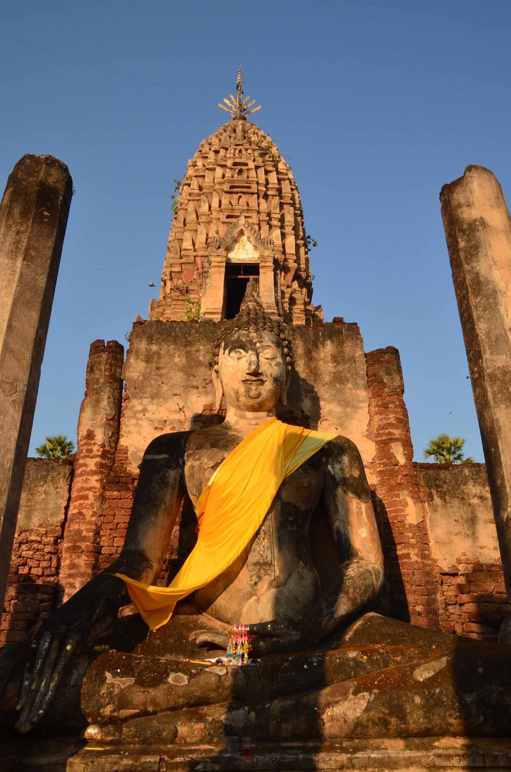 Si Satchanalai Sukhothai Wat Phra Si Ratana Mahathat Rat Chaworrawiharn 3 rotated