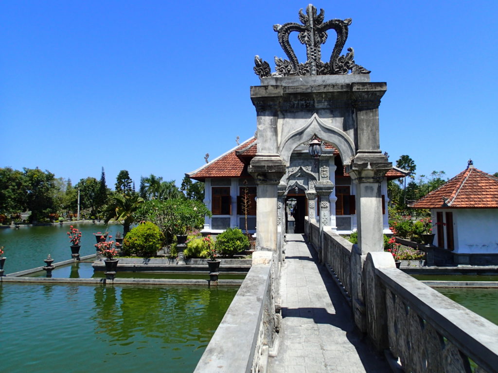 烏戎水上宮殿 峇里島 Ujung Water Palace Bali Indonesia