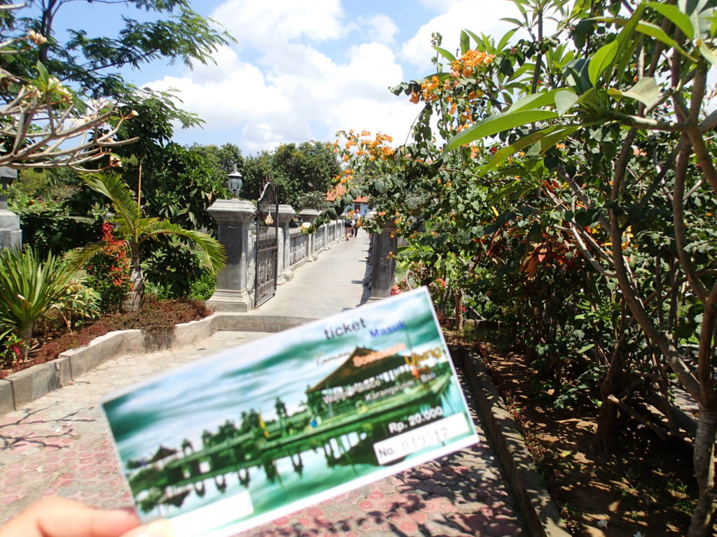 Taman Ujung Water Palace ticket