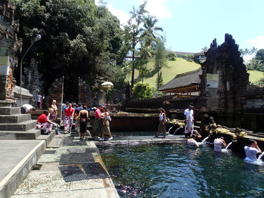 Tirta Empul Ubud Bali bath 1