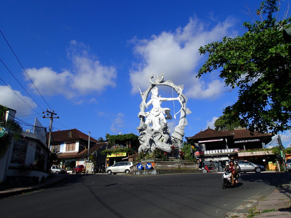 Ubud Bali intersection statue