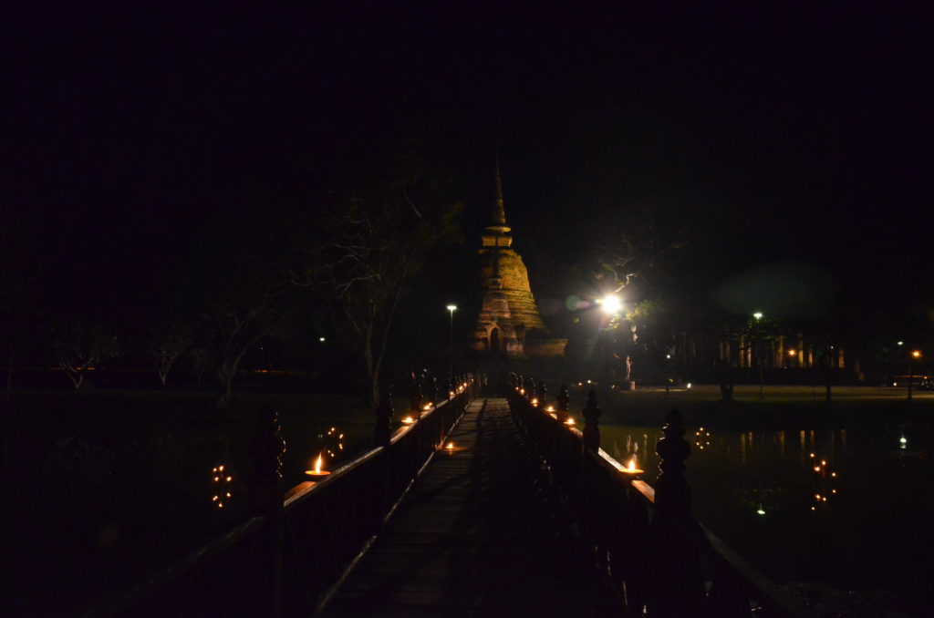 Wa Sa Si Sukhothai darkness