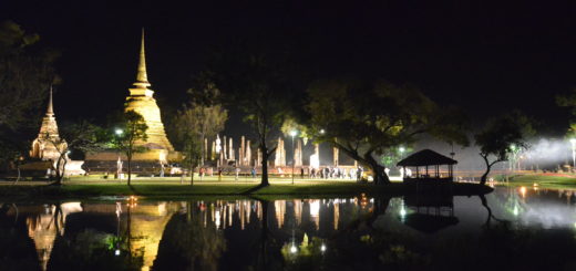 Wa Sa Si Sukhothai evening lantern
