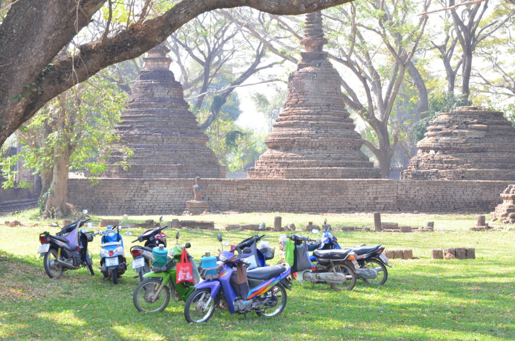 Wat Khok Singkharam Si Satchanalai Sukhothai