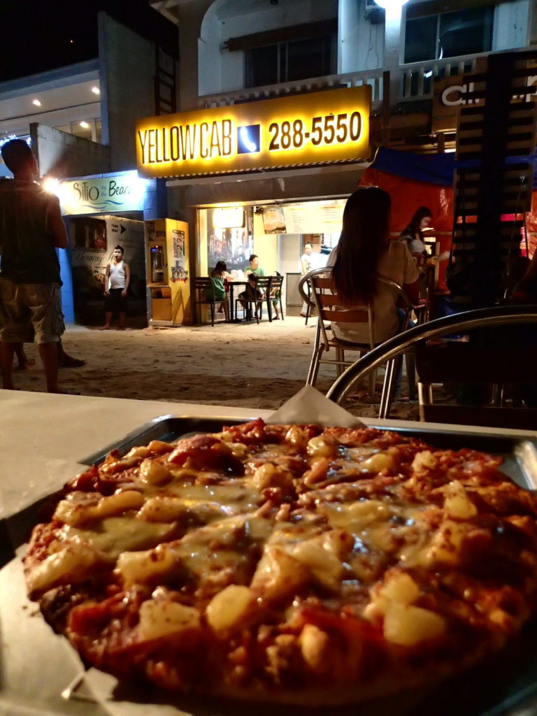 Yellow Cab Boracay pizza