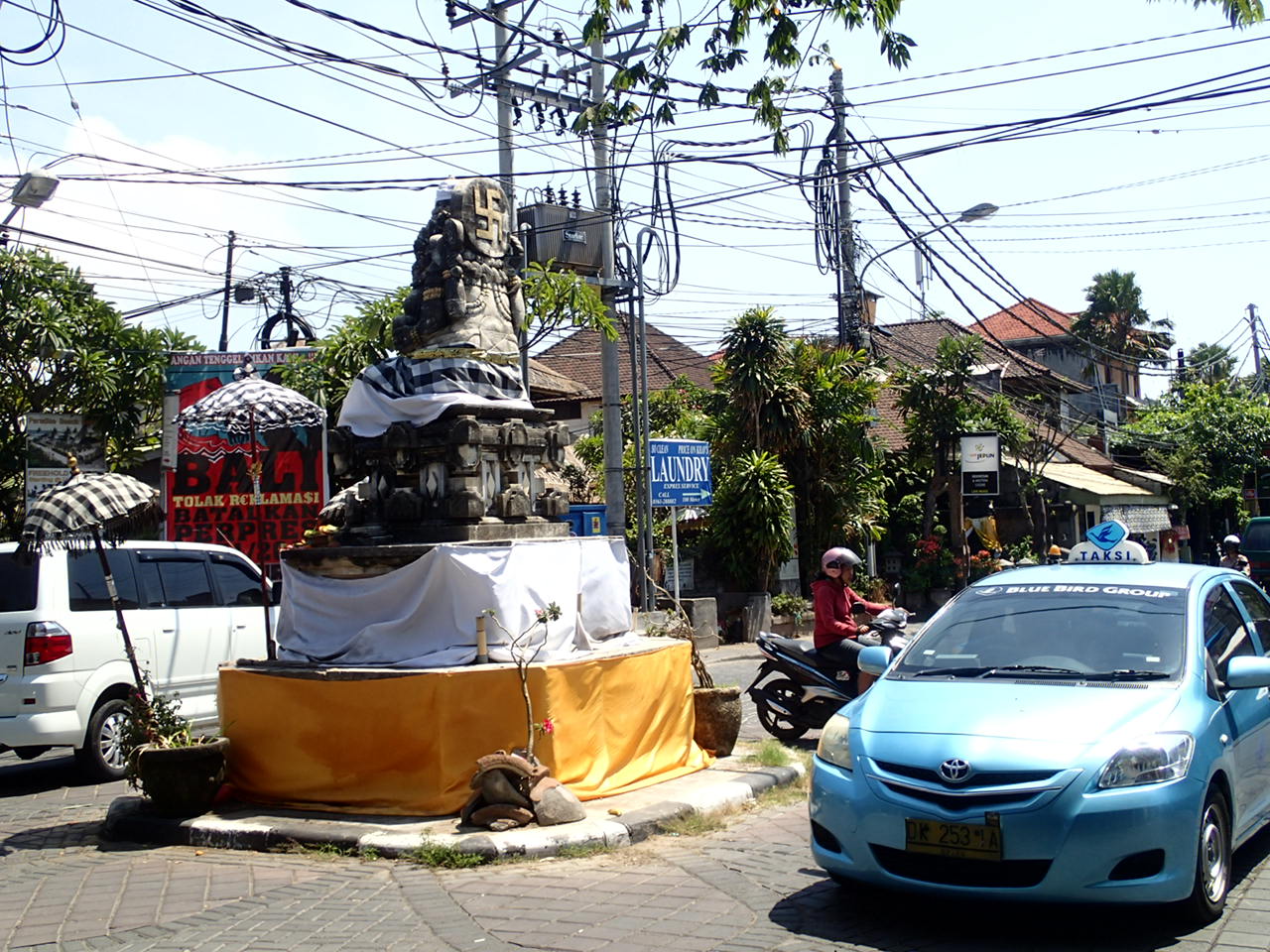 blue bird taxi bali