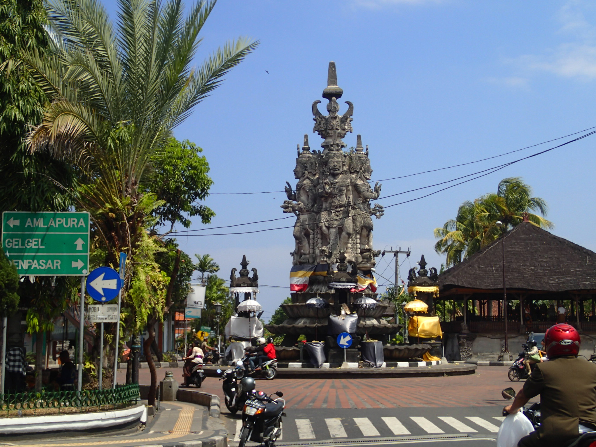 sign to Amlapura Bali