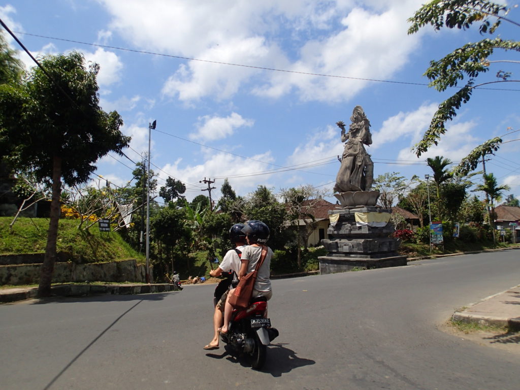 sign to Tirta Empul Ubud Bali